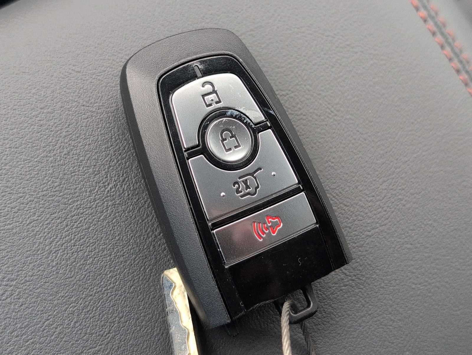 New 2026 Agate Black Metallic Ford Active image 26