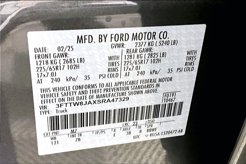 2025 Ford Maverick XLT - Photo 12