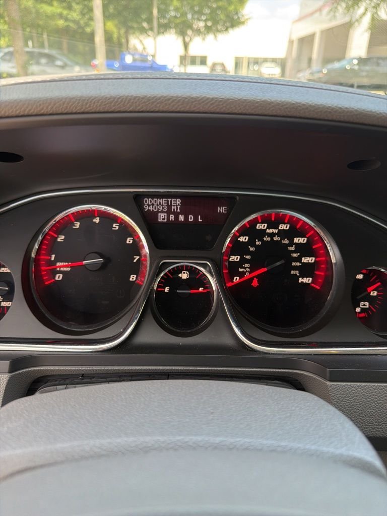 Used 2014 Silver GMC SLT-1 image 2