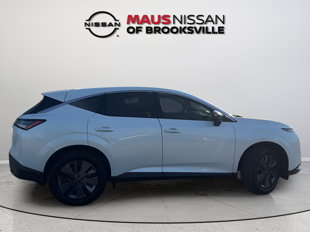 New 2026 White Nissan SL image 8