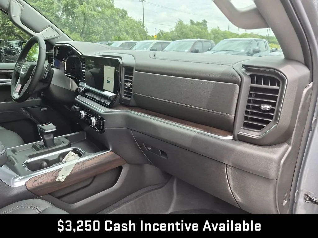2026 GMC Sierra 1500 SLT - Photo 43