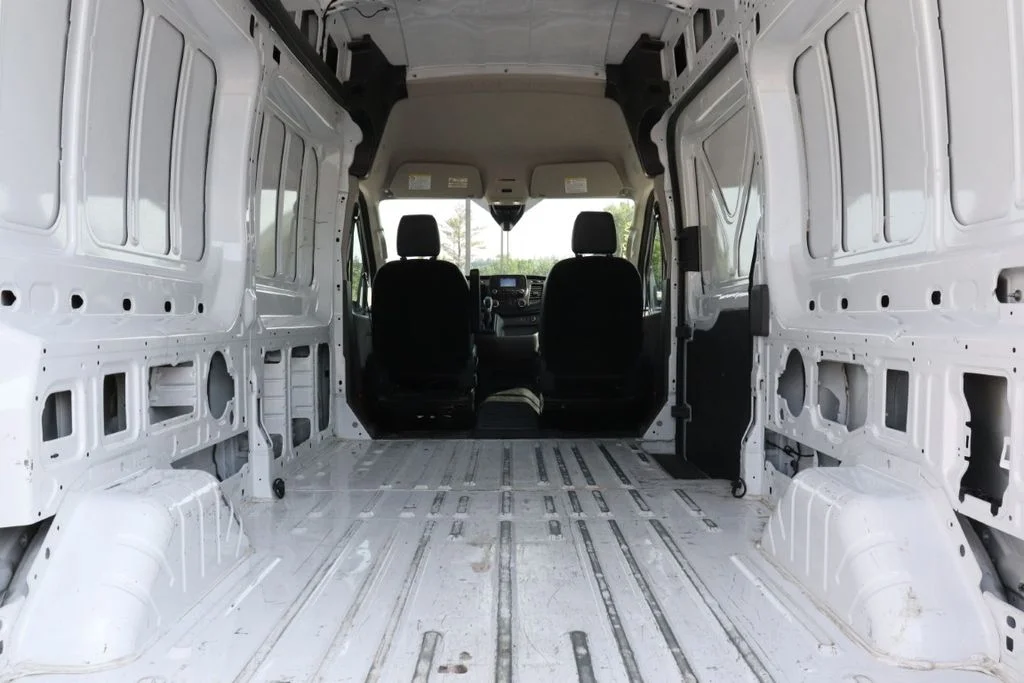 Used 2022 Oxford White Ford Base image 22