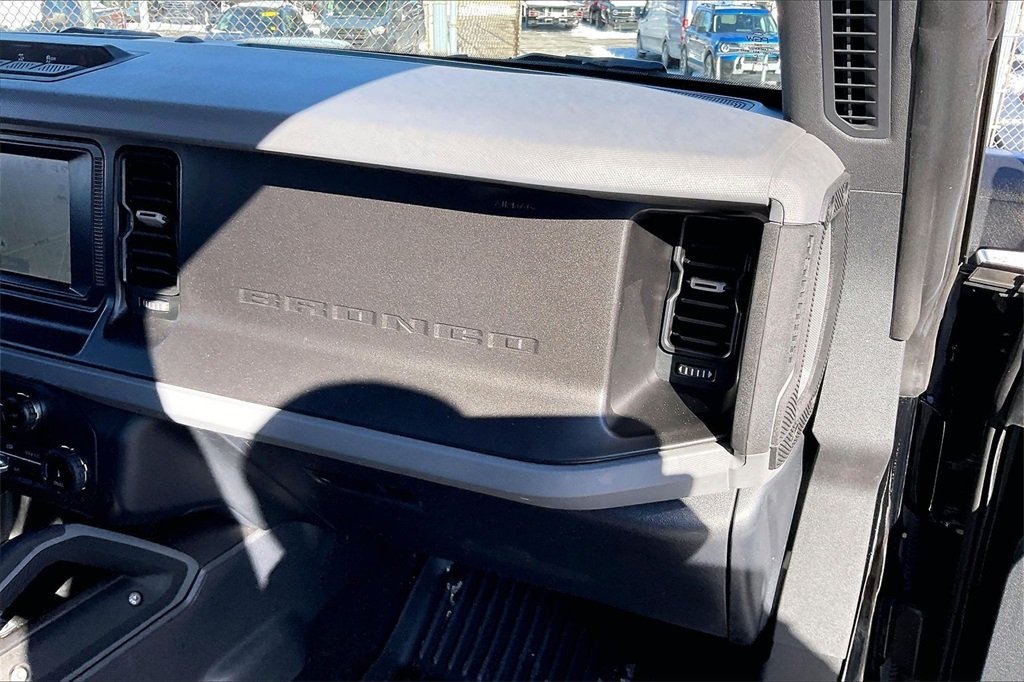 2022 FORD BRONCO - Image 13