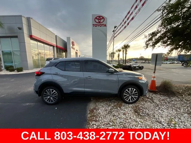 Used 2024 Gray Nissan SV image 2
