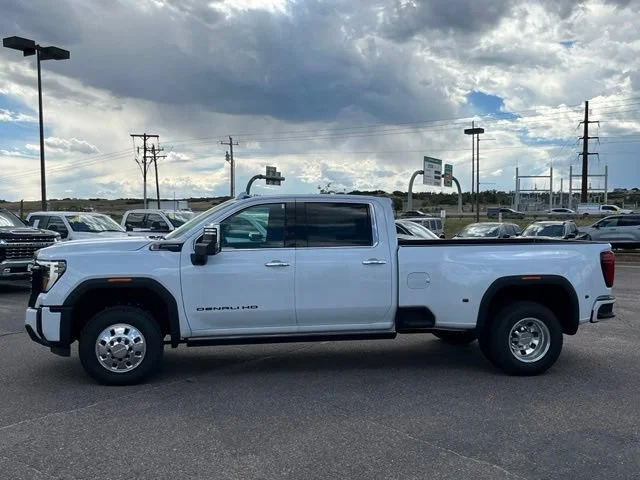 New 2026 Glacier White Tricoat GMC Denali Ultimate DRW image 2