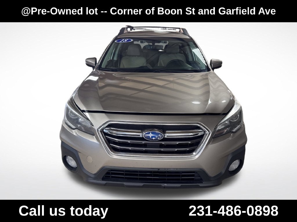 Used 2018 Gray Subaru 2.5i Premium image 8