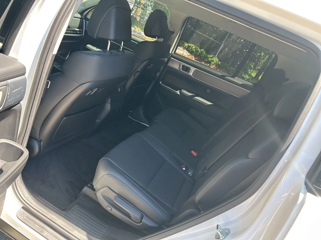 Used 2026 White Hyundai SEL image 28