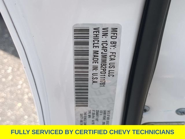Used 2023 White Jeep Altitude image 49