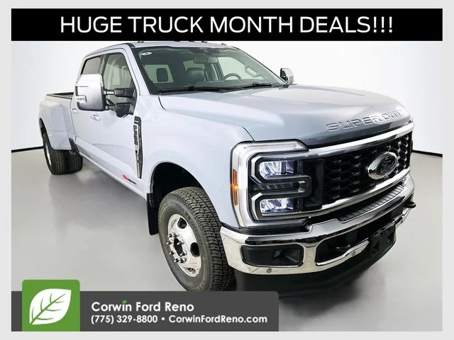 New 2026 Glacier Gray Metallic Tri-Coat Ford Lariat image 1