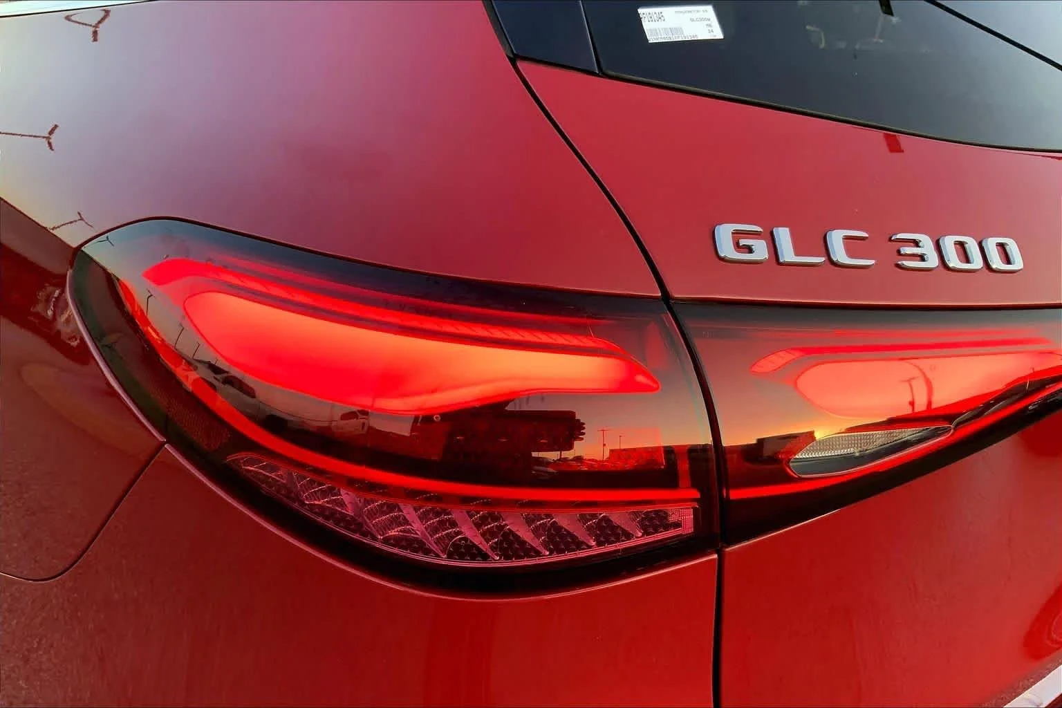 Used 2024 MANUFAKTUR Patagonia Red Metallic Mercedes-Benz GLC 300 image 27