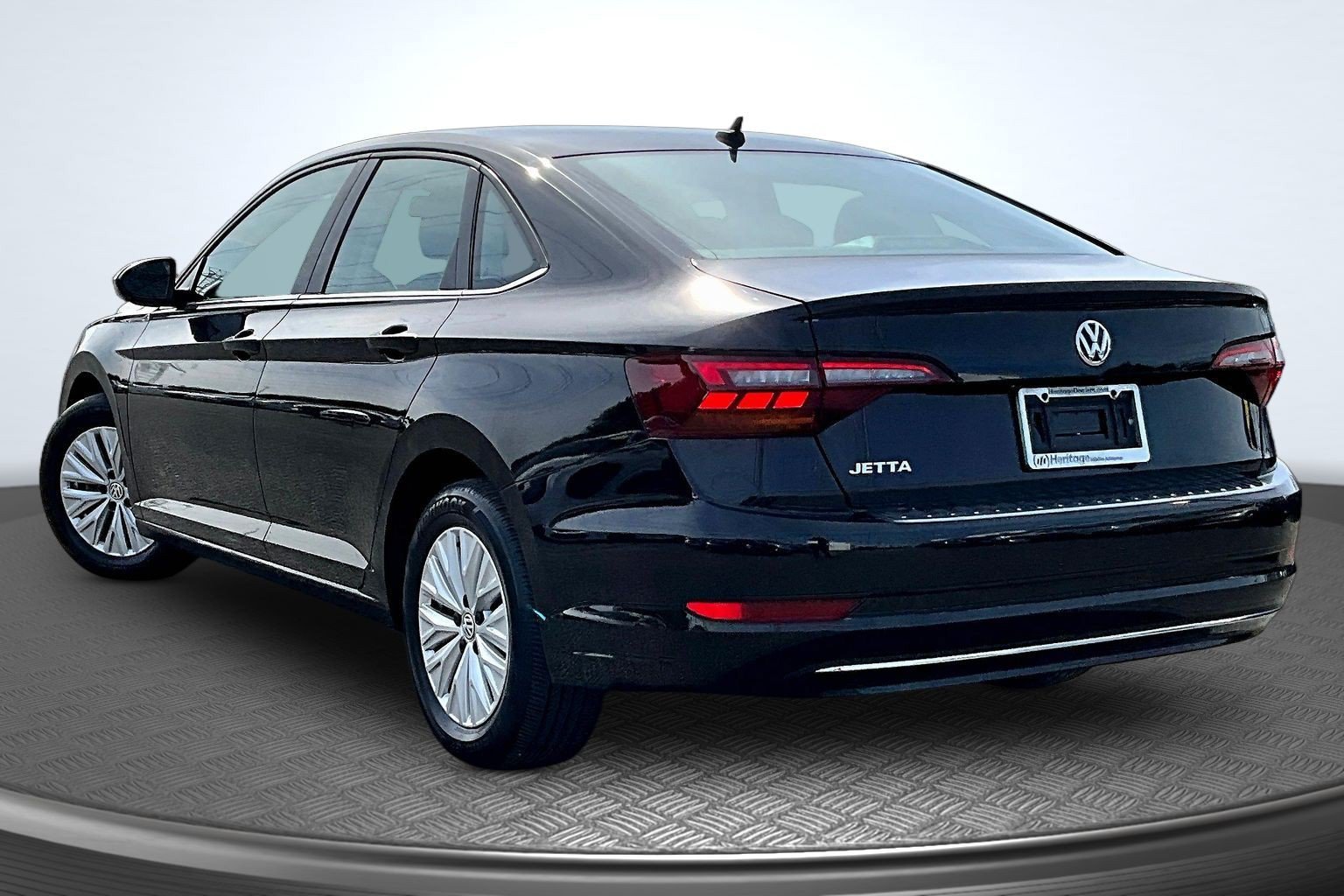 Used 2019 Black Volkswagen 1.4T S image 3