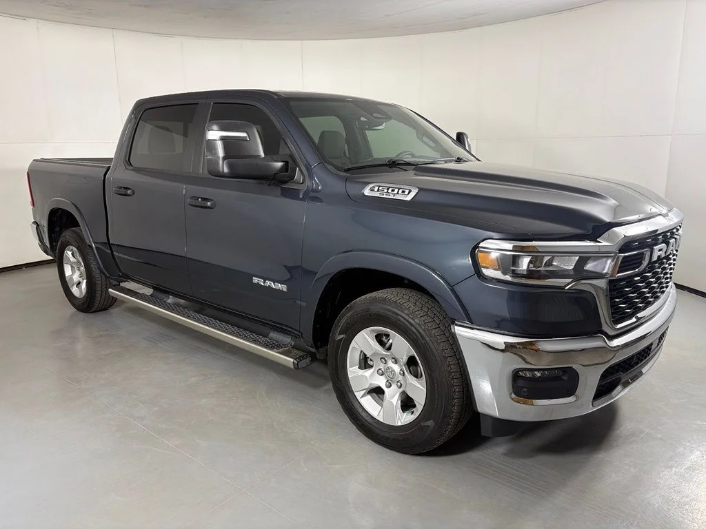 Used 2025 Blue Ram Big Horn/Lone Star image 2