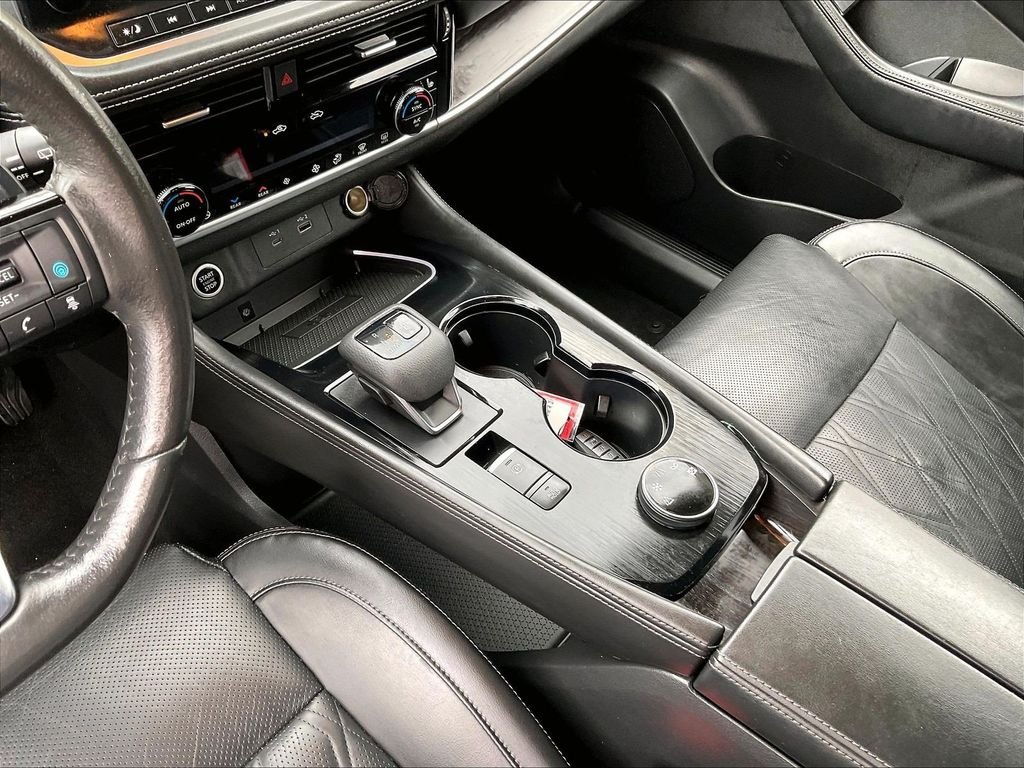 Used 2021 Blue Nissan Platinum image 20