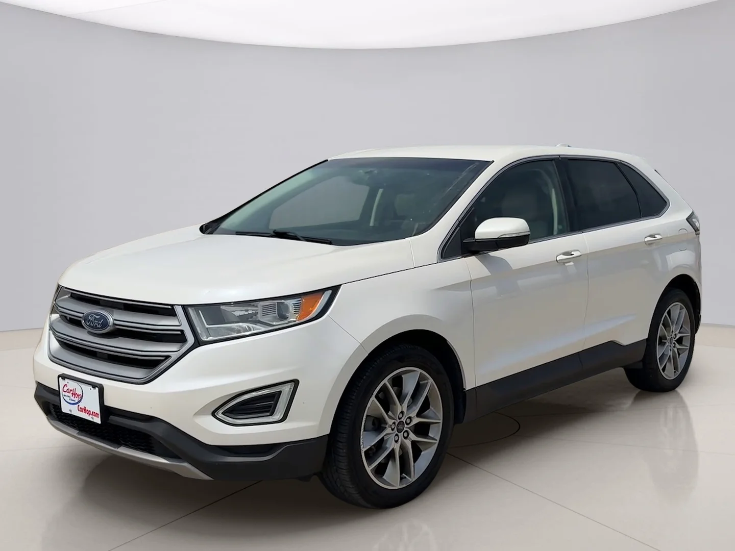 Used 2018 White Ford TITANIUM image 1