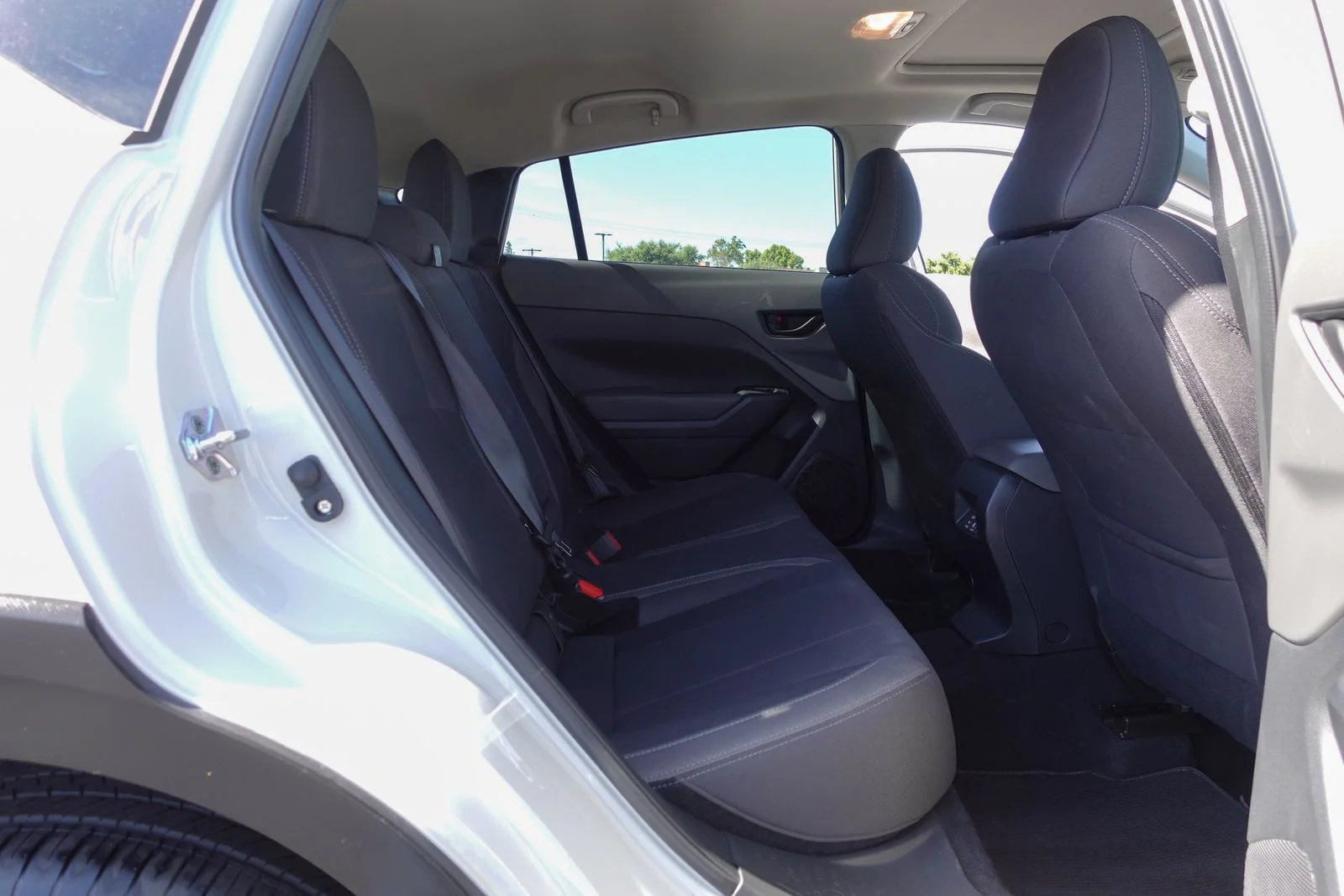 Used 2025 Crystal White Pearl Subaru Premium image 14