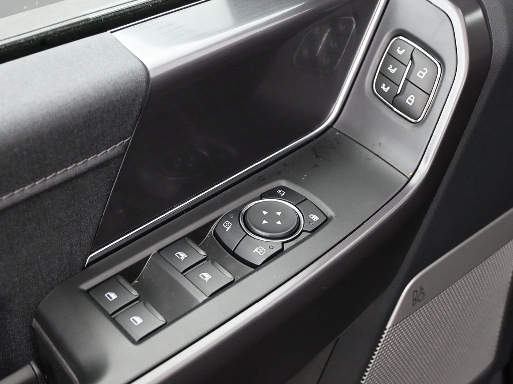 New 2026 Antimatter Blue Metallic Ford Lariat image 9