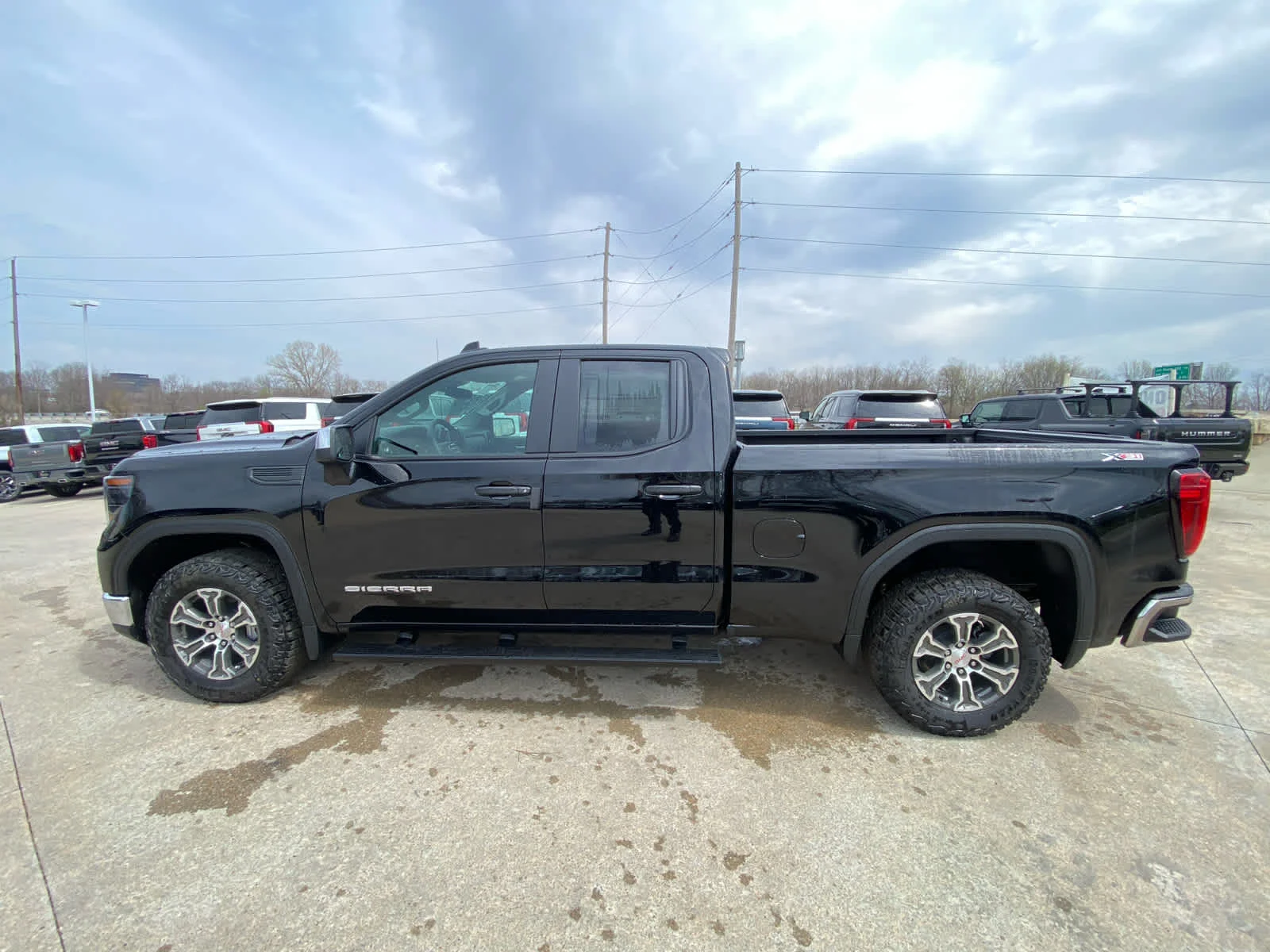 New 2026 Onyx Black GMC Pro image 9
