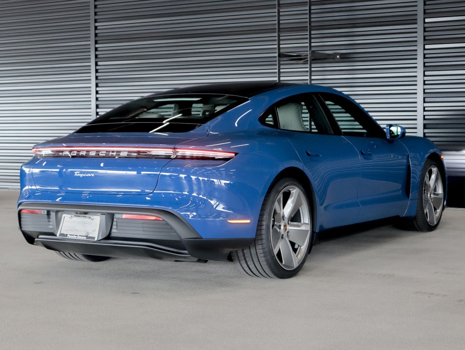 Certified Used 2023 Neptune Blue Porsche  image 10
