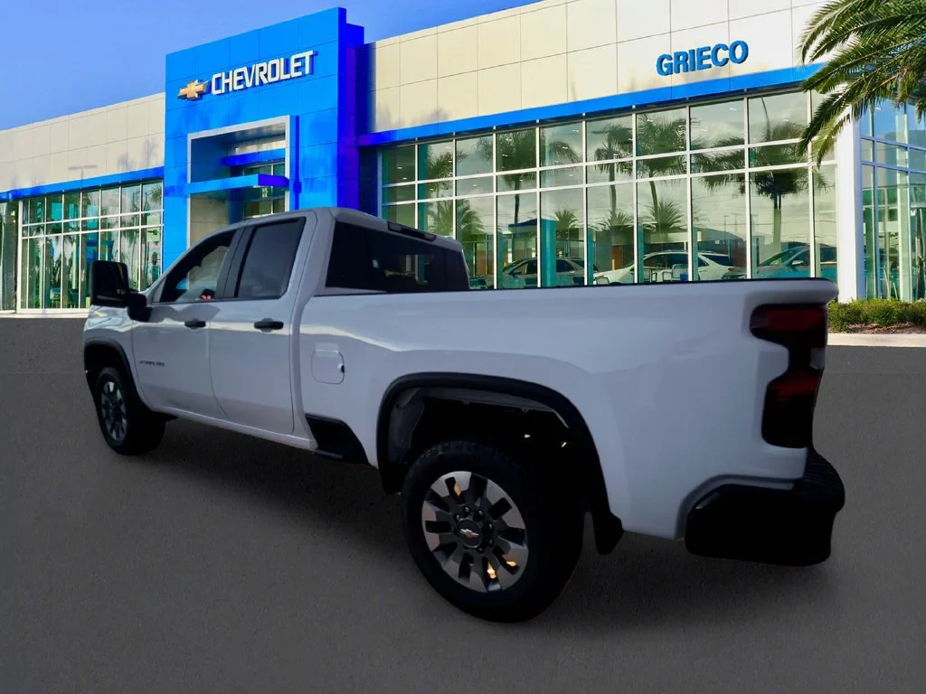 New 2026 Summit White Chevrolet Custom image 5