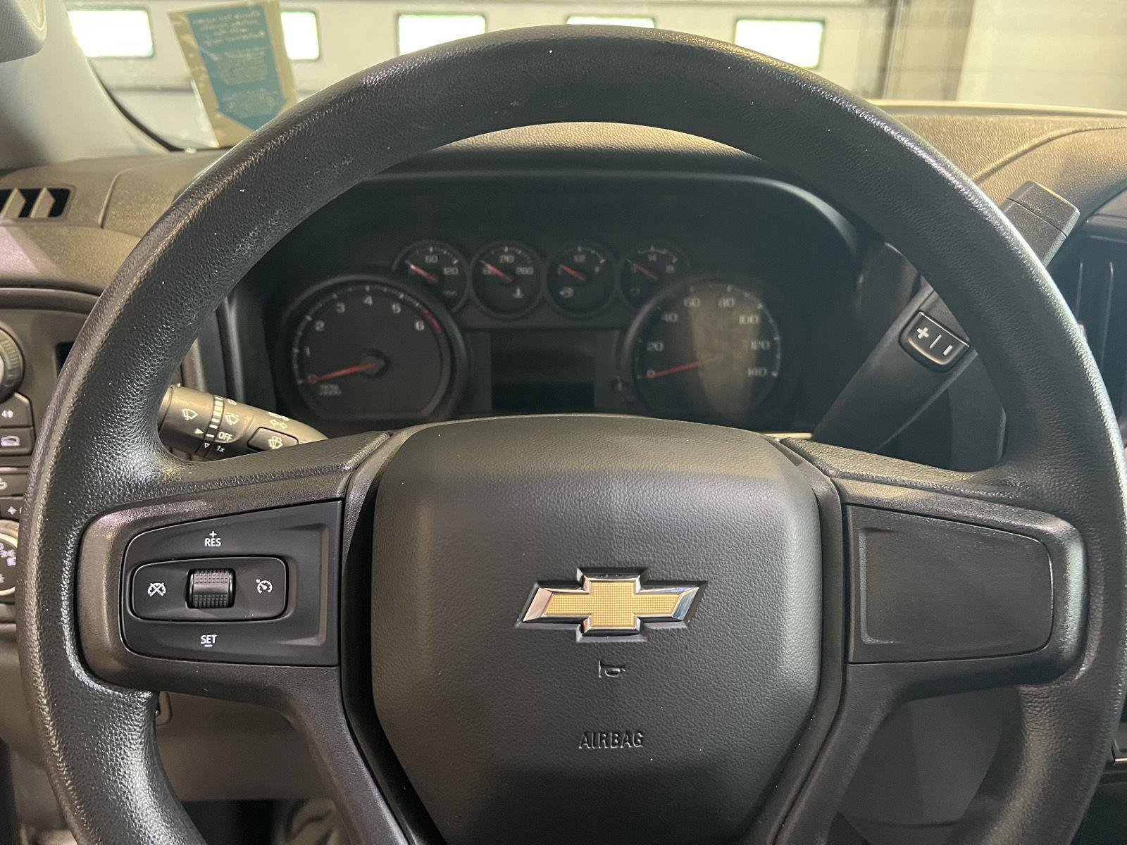 Used 2020 Summit White Chevrolet Work Truck image 15