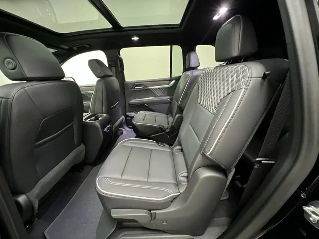 2027 GMC Acadia Denali - Photo 27