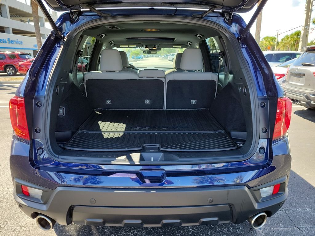 2023 Honda Passport EX-L - Photo 11