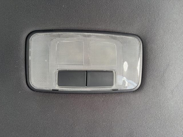 Used 2021 Black Lexus 460 image 12