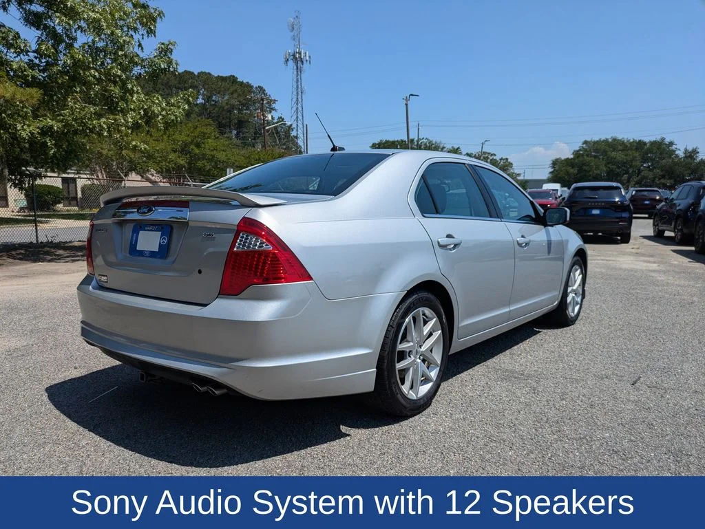 Used 2010 Brilliant Silver Metallic Ford SEL image 4