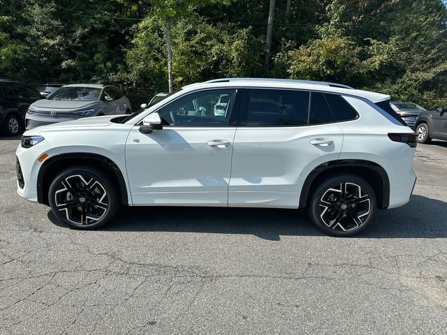 New 2026 White Volkswagen SEL R-Line Turbo image 8