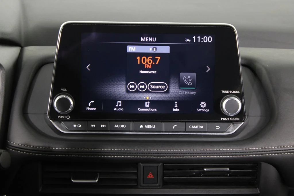 2025 Nissan Rogue SV - Photo 9