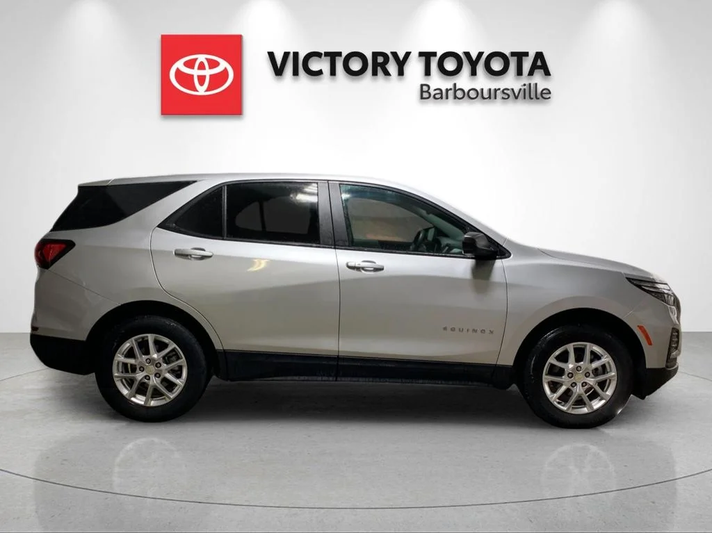 Used 2022 Silver Chevrolet LS image 6