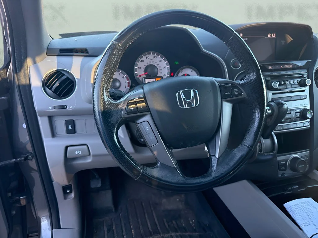 Used 2015  Honda EX-L image 12