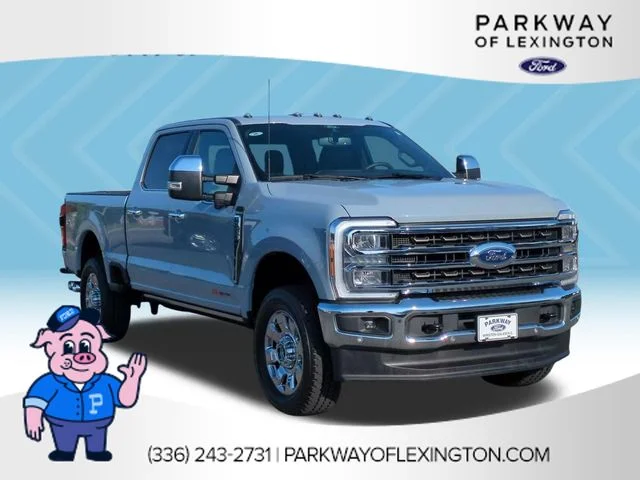 Used 2025 Gray Ford King Ranch image 7