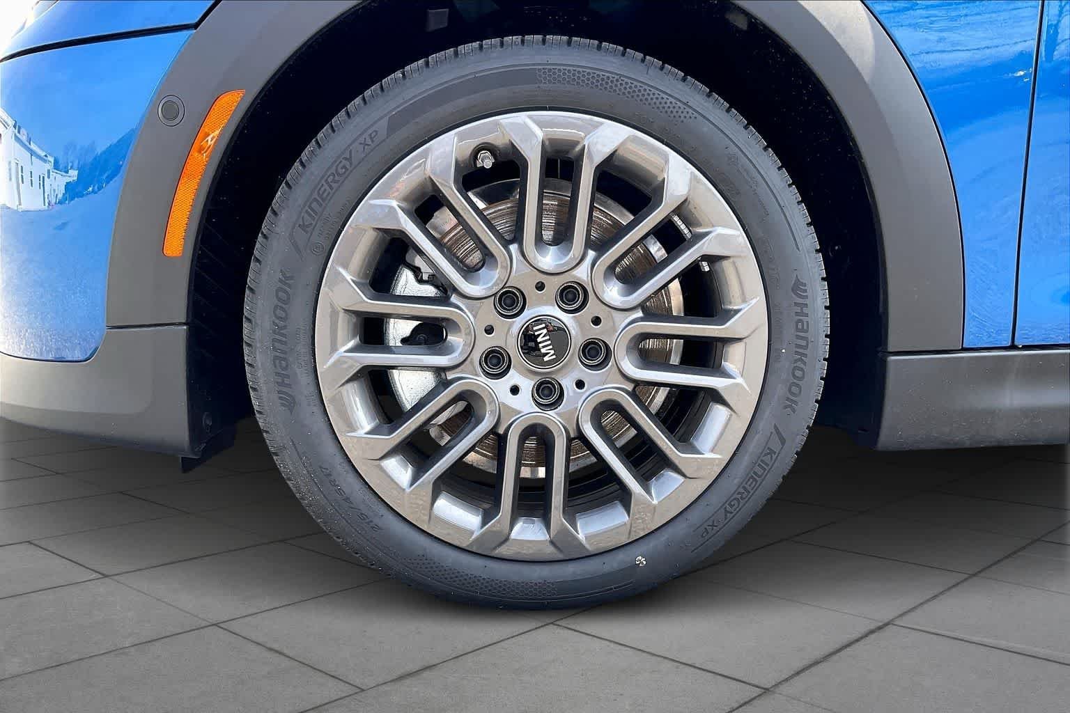 Used 2026 Icy Sunshine Blue Metallic MINI Cooper image 11