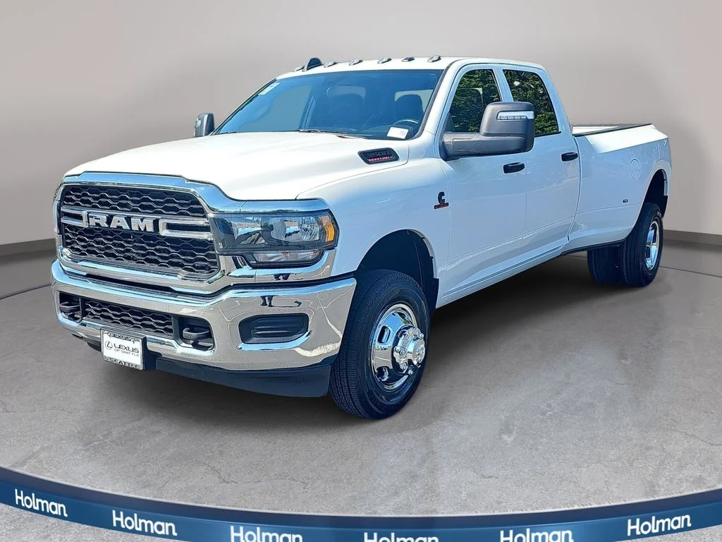 2024 RAM 3500 Tradesman 4X4 Crew Cab LWB's photo