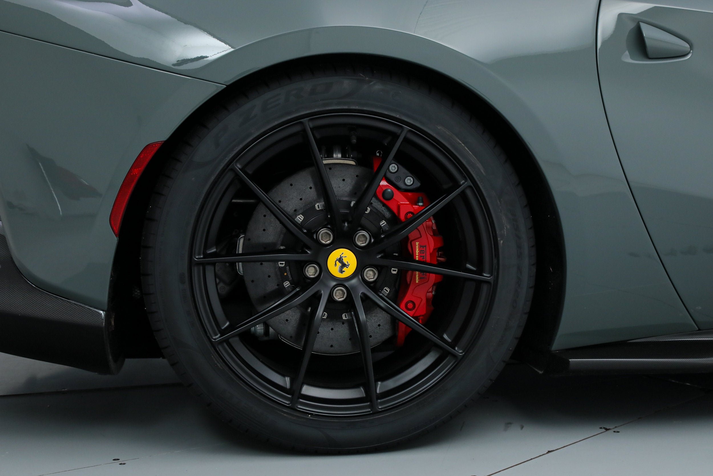 Certified Used 2022 Grigio Medio Ferrari  image 43