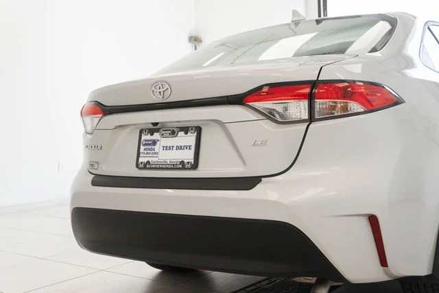 Used 2023 Silver Toyota LE image 8