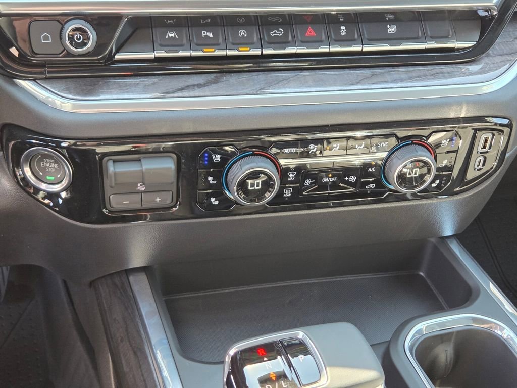 2026 Chevrolet Silverado 1500 LTZ - Photo 14