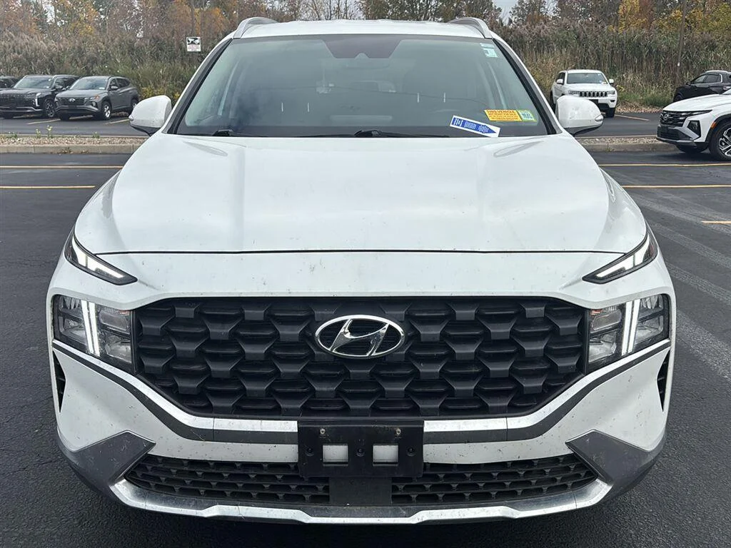 Used 2022 Quartz White Hyundai SEL image 2