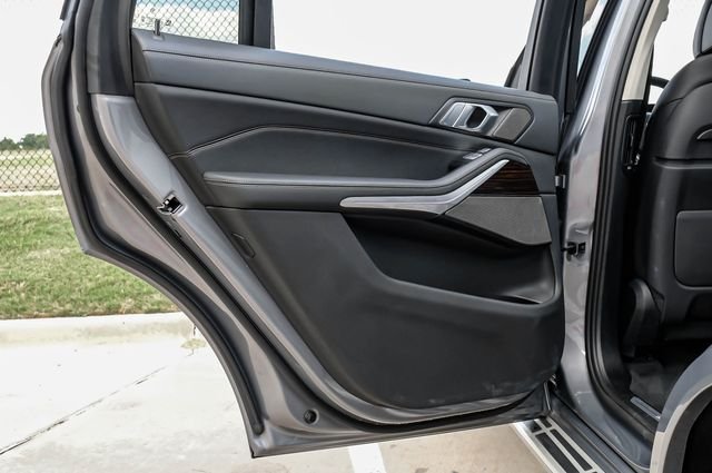 Used 2024 Gray BMW xDrive40i image 64