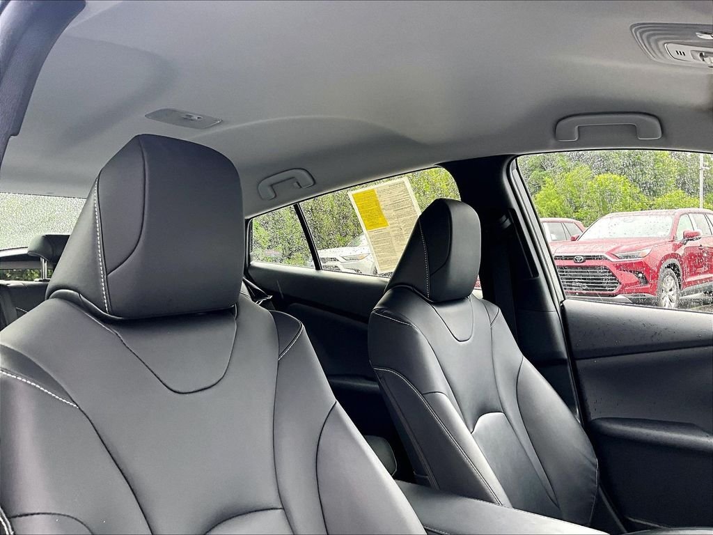 Used 2022 Black Toyota XLE image 22