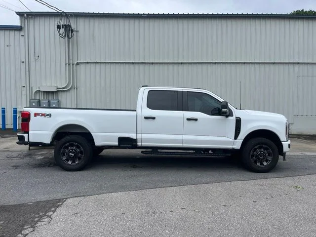 Used 2024 White Ford XL image 4