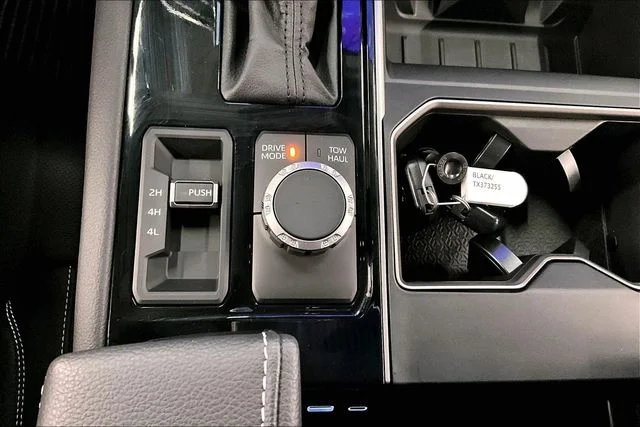 2026 Toyota Tundra Limited - Photo 36