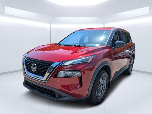 Used 2021 Red Nissan S image 7