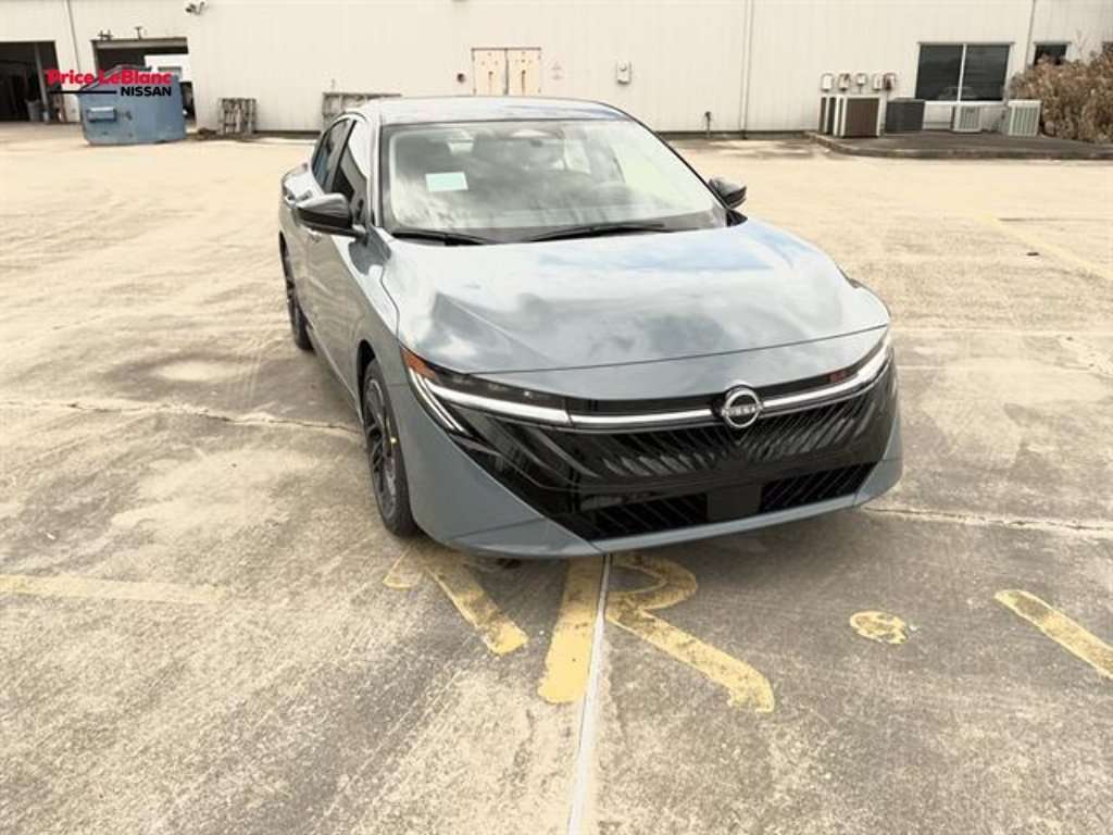 2026 Nissan Sentra SR CVT's photo
