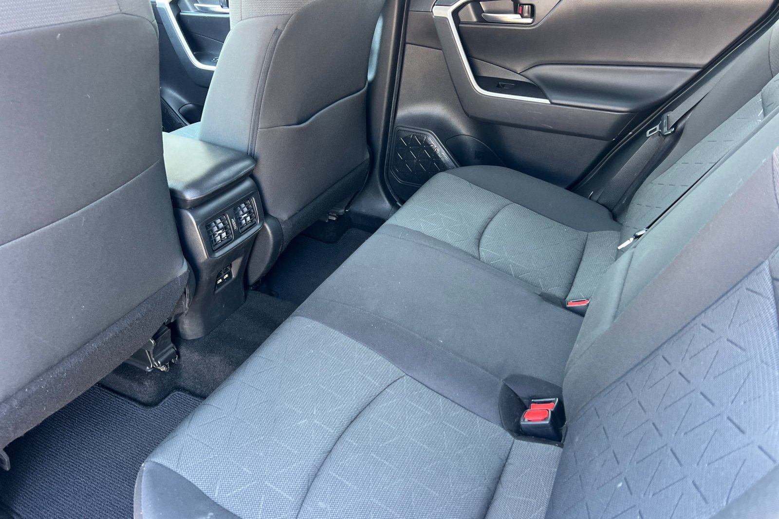 Certified Used 2021 Super White Toyota Hybrid XLE image 12