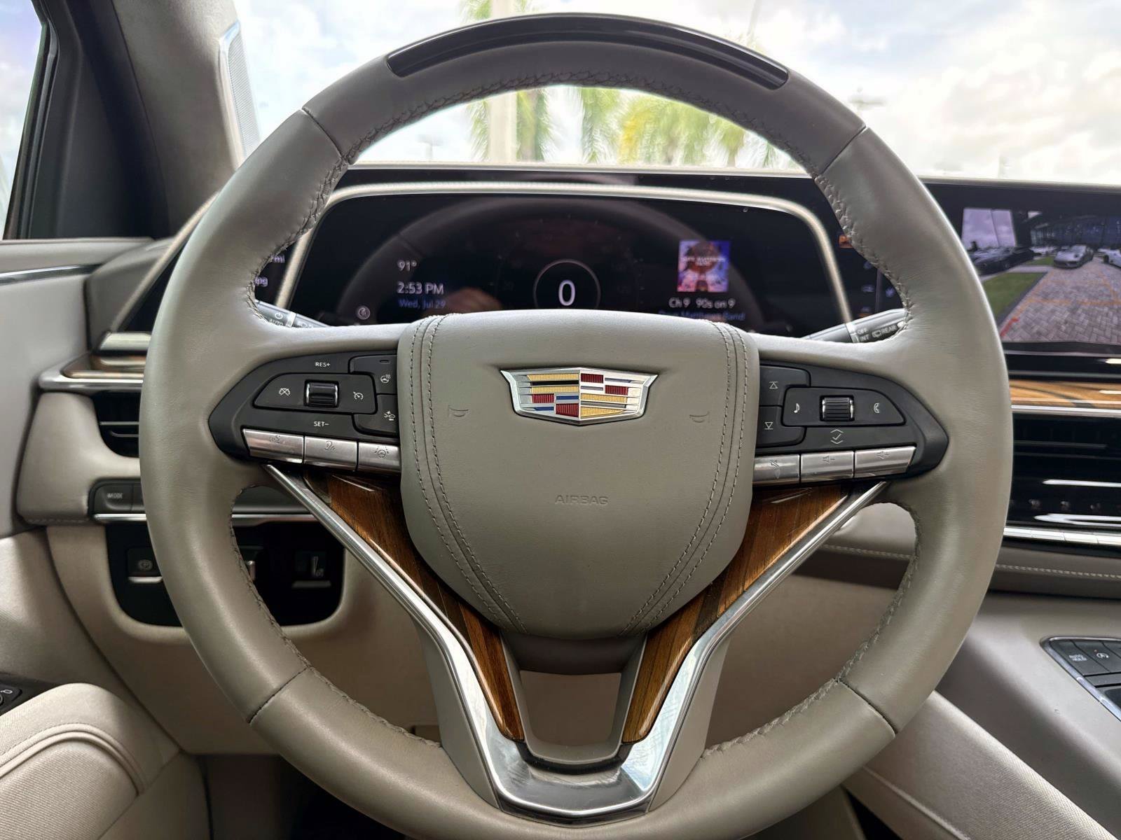 Used 2024 Crystal White Tricoat CADILLAC Sport Platinum image 30