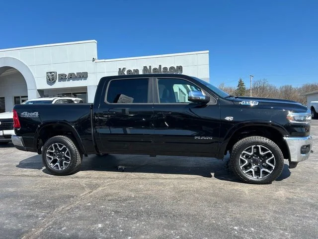 New 2026 Diamond Black Crystal Pearl-Coat Exterior Paint RAM Laramie image 13