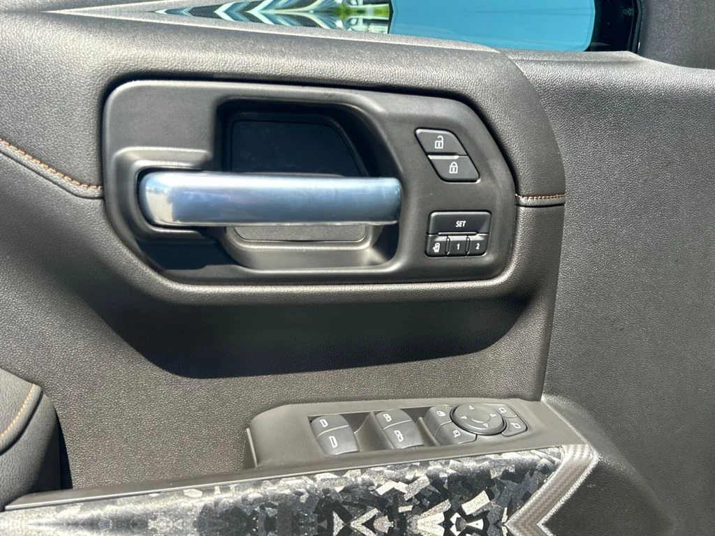 Used 2021 Gray GMC AT4 image 29