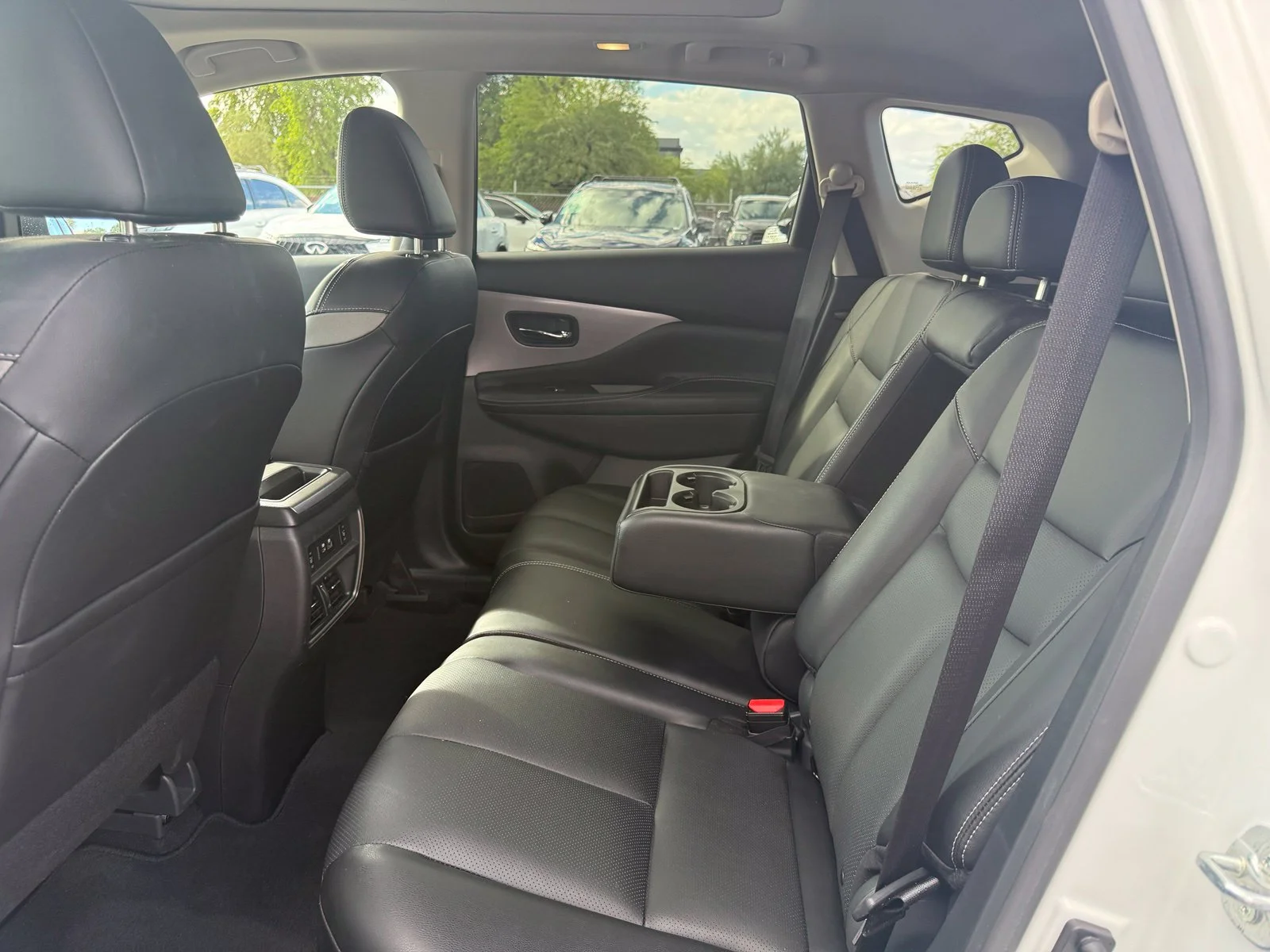 Used 2024 Pearl White Tricoat Nissan SL image 9